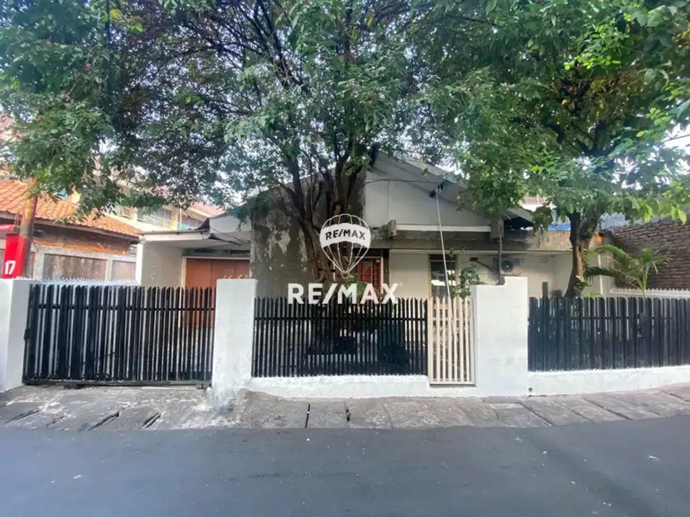 DIJUAL RUMAH DITENGAH KOTA KAWASAN SETIABUDI