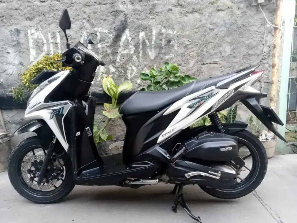 Honda Vario 125 Old KZR CBS ISS Tahun 2013