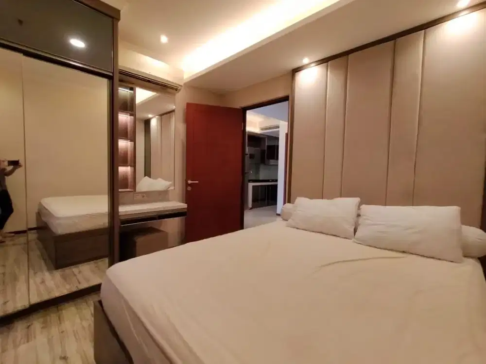 Disewakan 1BR Interior Bagus dan View Central Park di Apartemen Royal Mediterania Garden
