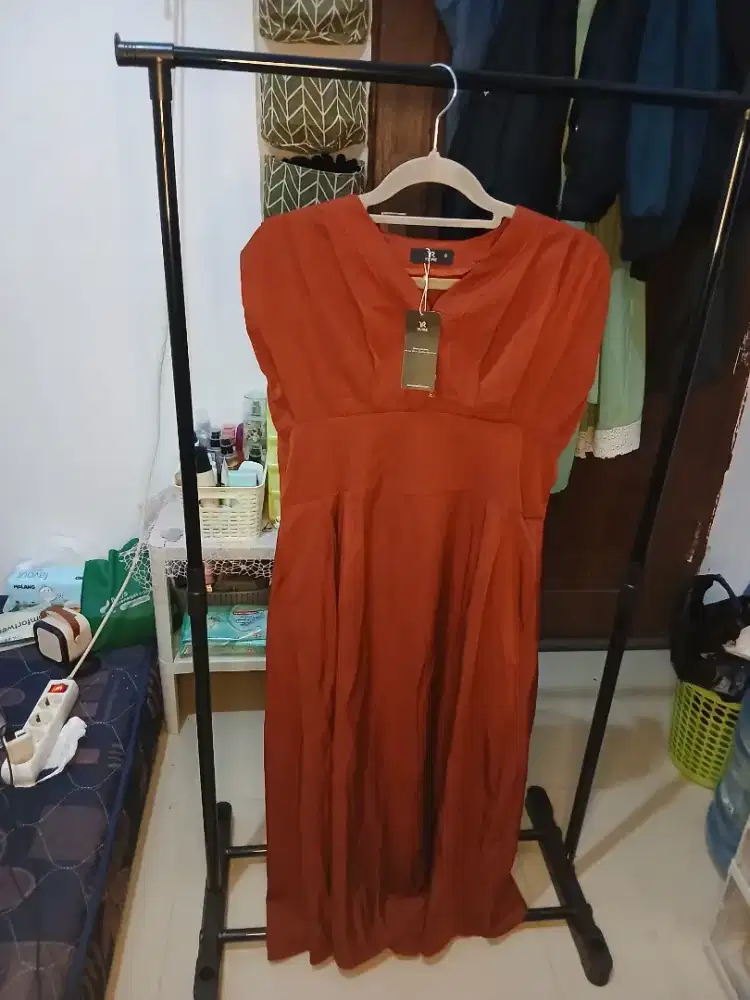 Dress Wanita Tanpa Lengan