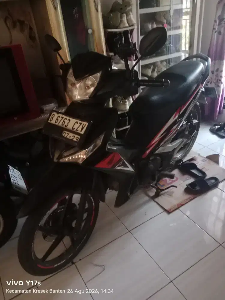 Motor supra x 125