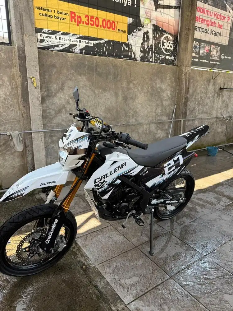 KLX 150 SM SE Supermoto