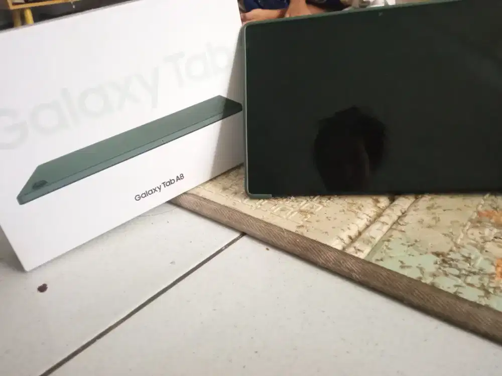 Nego , Jual cepat Samsung galaxy tab A8 , SIM card
