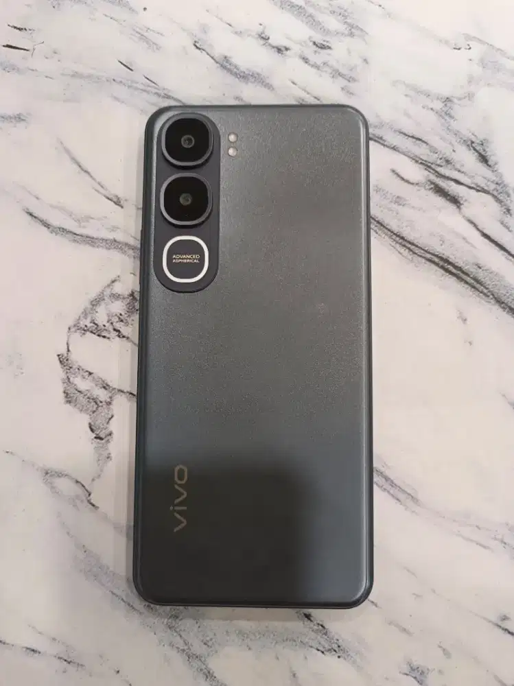 Second ex display vivo y21d 4+4/128GB garansi okt 2026 hrg 1.9