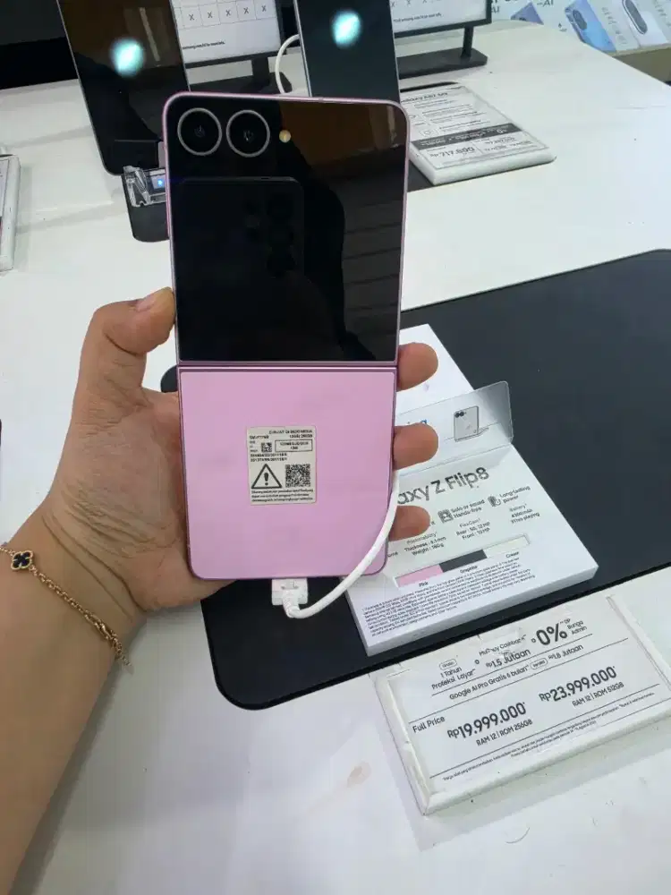 SAMSUNG GALAXY ZFLIP 8 12/512 GARANSI RESMI SEIN