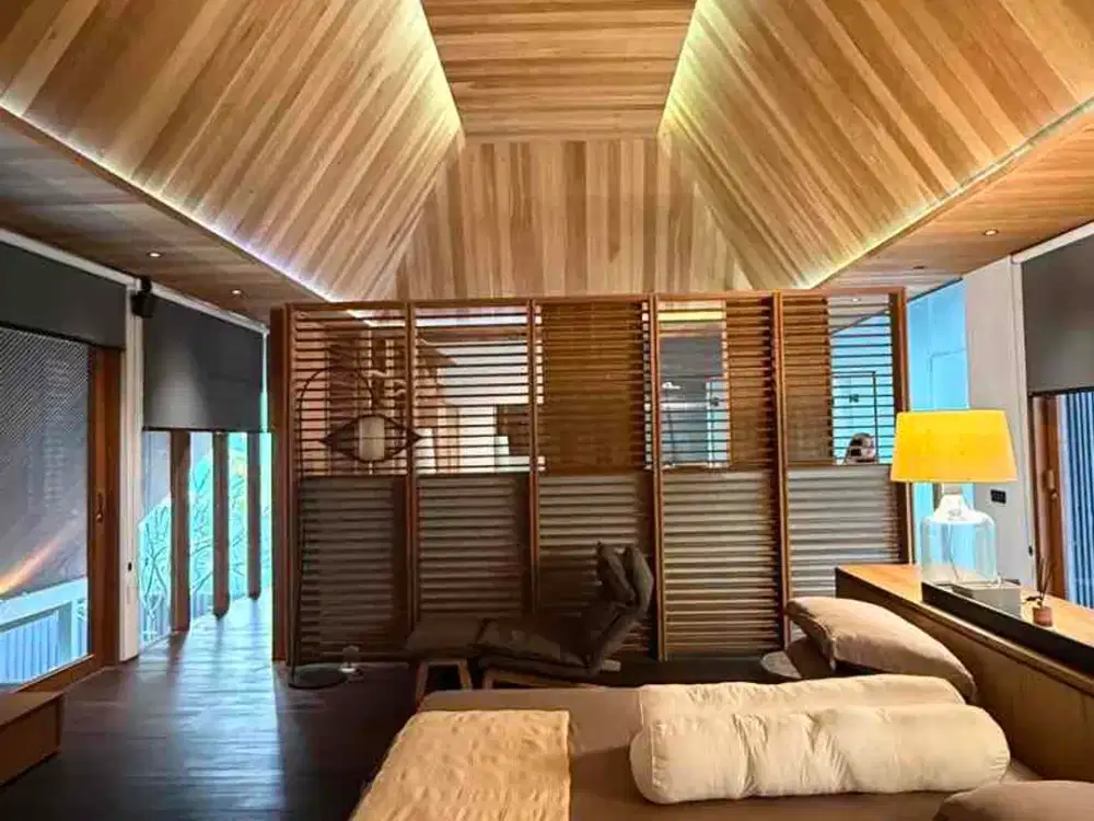 Rumah Mewah dengan  konsep tropical villa with private Pool Puspita loka BSD
