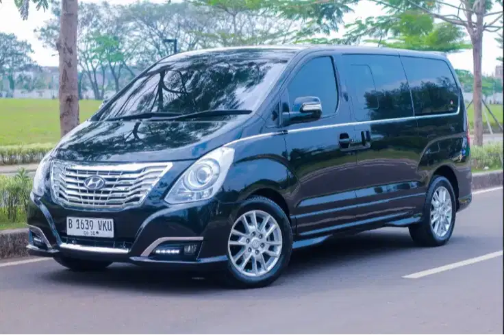 H1 Royale 2017 Pilot Seat Electric Diesel CRDi 2.5 KM Rendah