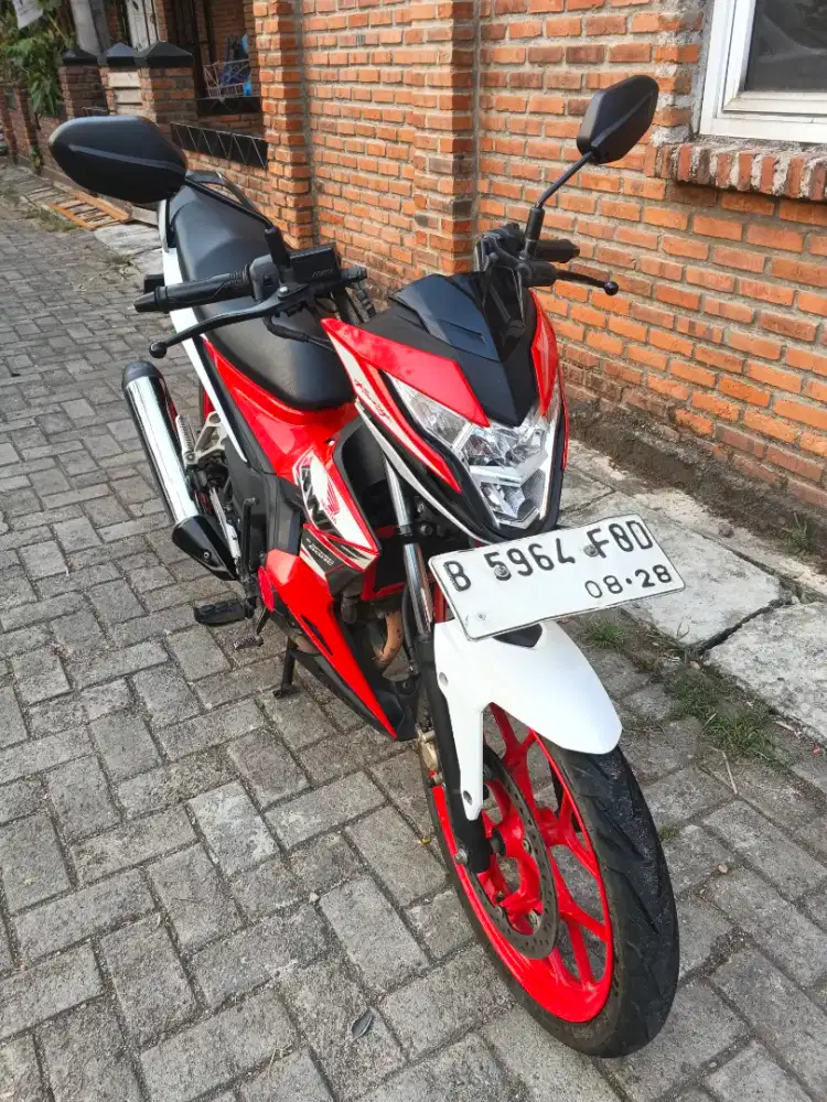 Honda Sonic SE Red Racing 2023 Km Low Mulus Pajak On 2027 Panjang