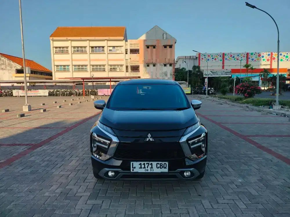 MITSUBISHI XPANDER ULTIMATE 2024 MATIC SEPERTI BARU