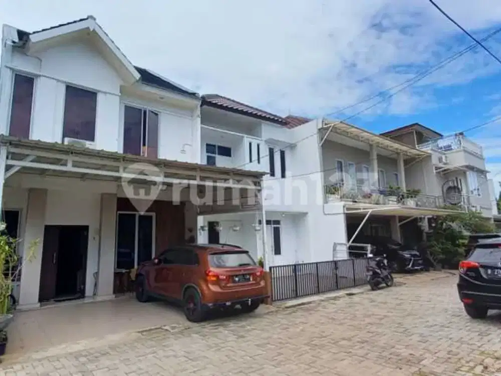 Rumah 2 Lantai di Cluster Graha Orlandost Bintaro Sektor 6