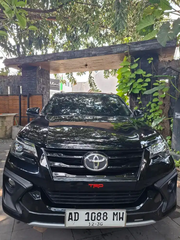 Fortuner VRZ TRD 2018 matic solar istimewa sekali