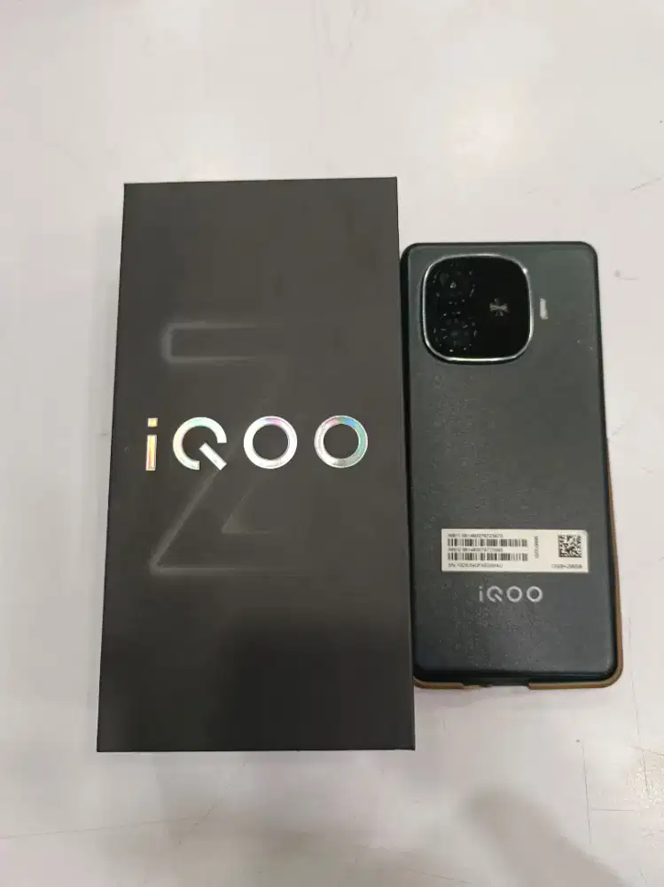 Second iqoo Z9 5g 12/256Gb 4jt