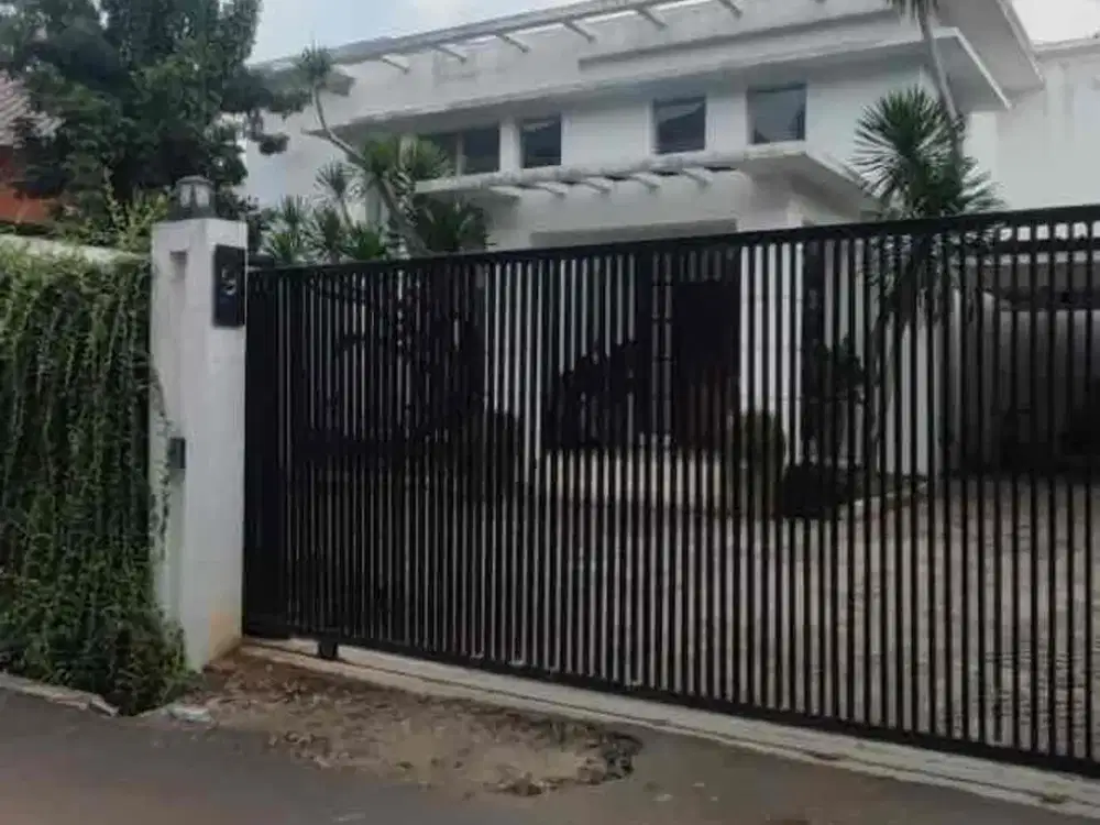 Jual Rumah Mewah di Benda Ujung Dalam Jagakarsa