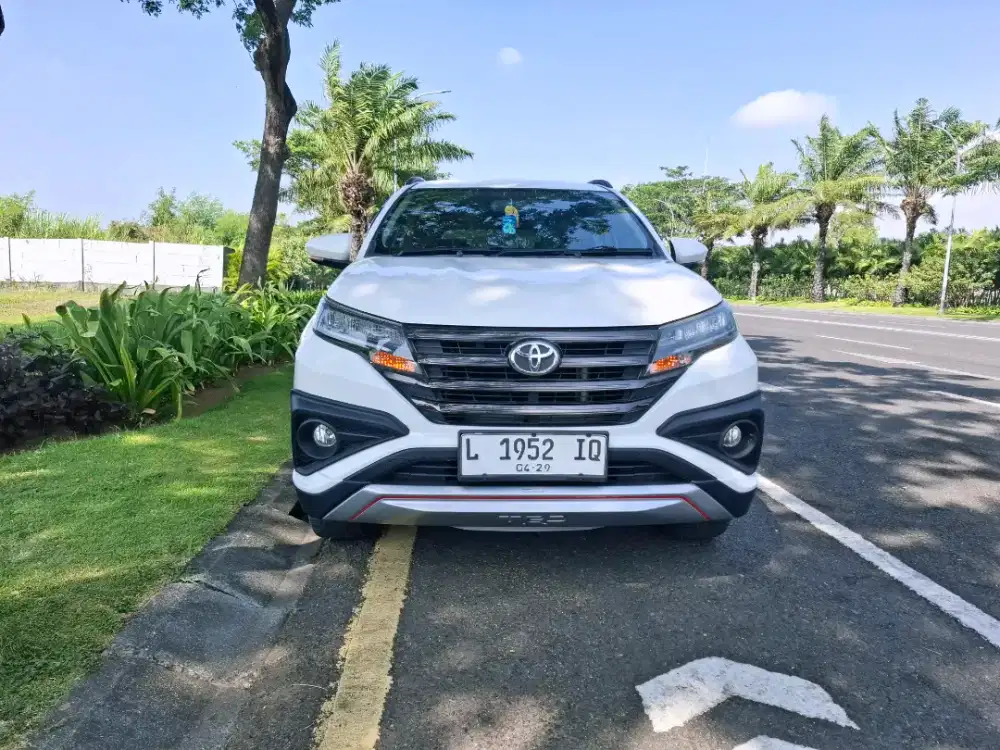 Toyota Rush 1.5 TRD sportivo matic Putih  [2019]