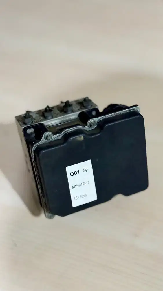 ABS MODULE MERCEDES BENZ W207 W212 A207