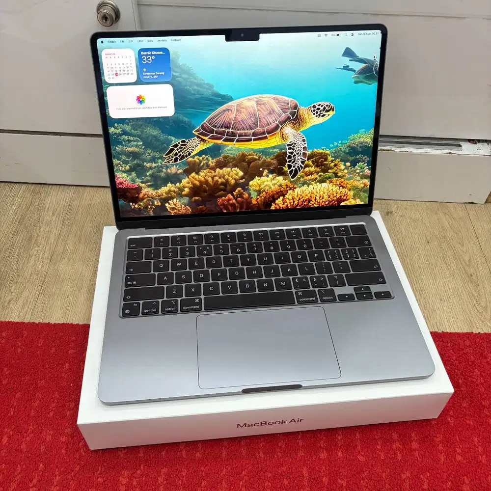 Macbook Air 13 inch, M3 2024 RAM 16/512GB Space Gray Fullset
