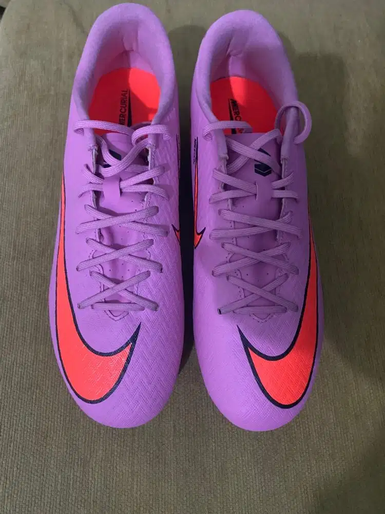 Sepatu Bola Mercurial Zoom Vapor 16 Size 42,5 27cm