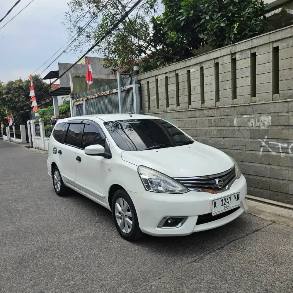 Nissan grand livina manual mt sv xv 2014 pemakaian 2015
