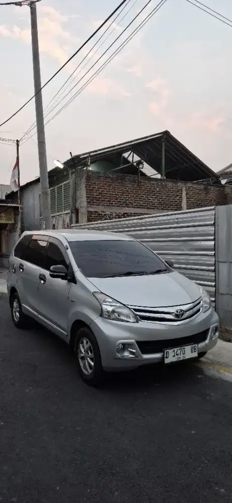 Toyota  Avanza G 2015
KM low 76 rb