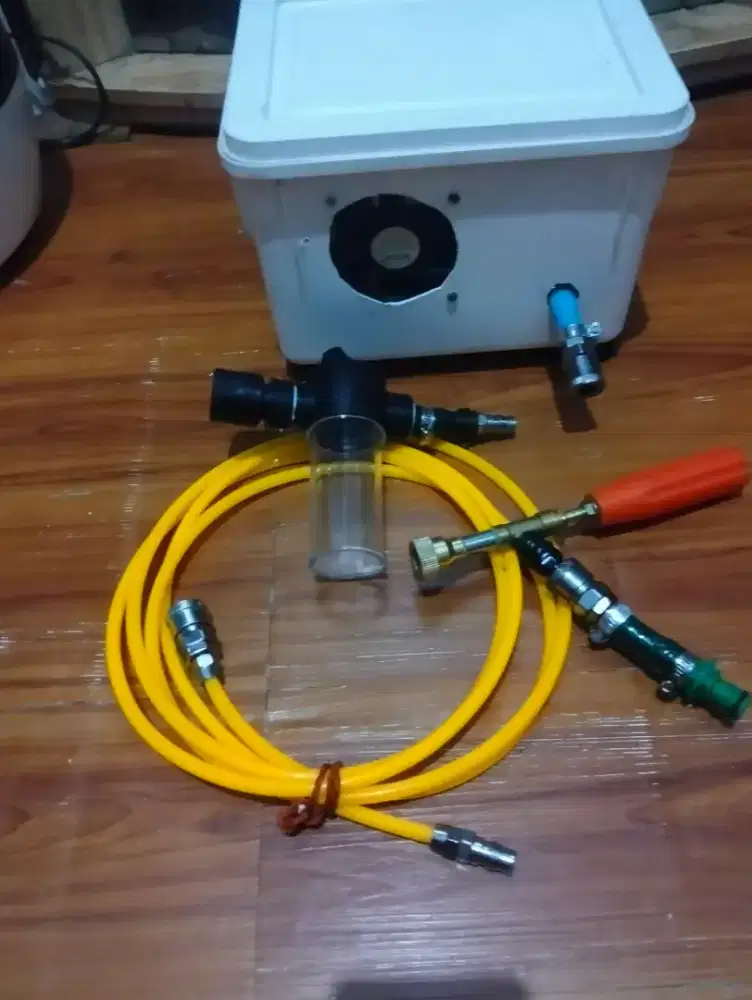 Alat pencuci motor/mobil