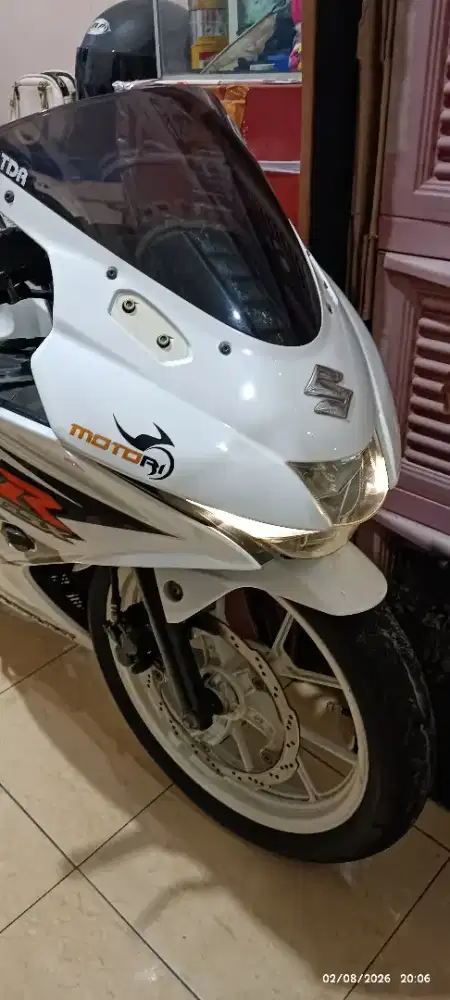 SUZUKI GSX R150 - MOTOR MULUS