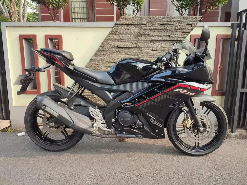 READY R15V2 / R15 V2 TAHUN 2015