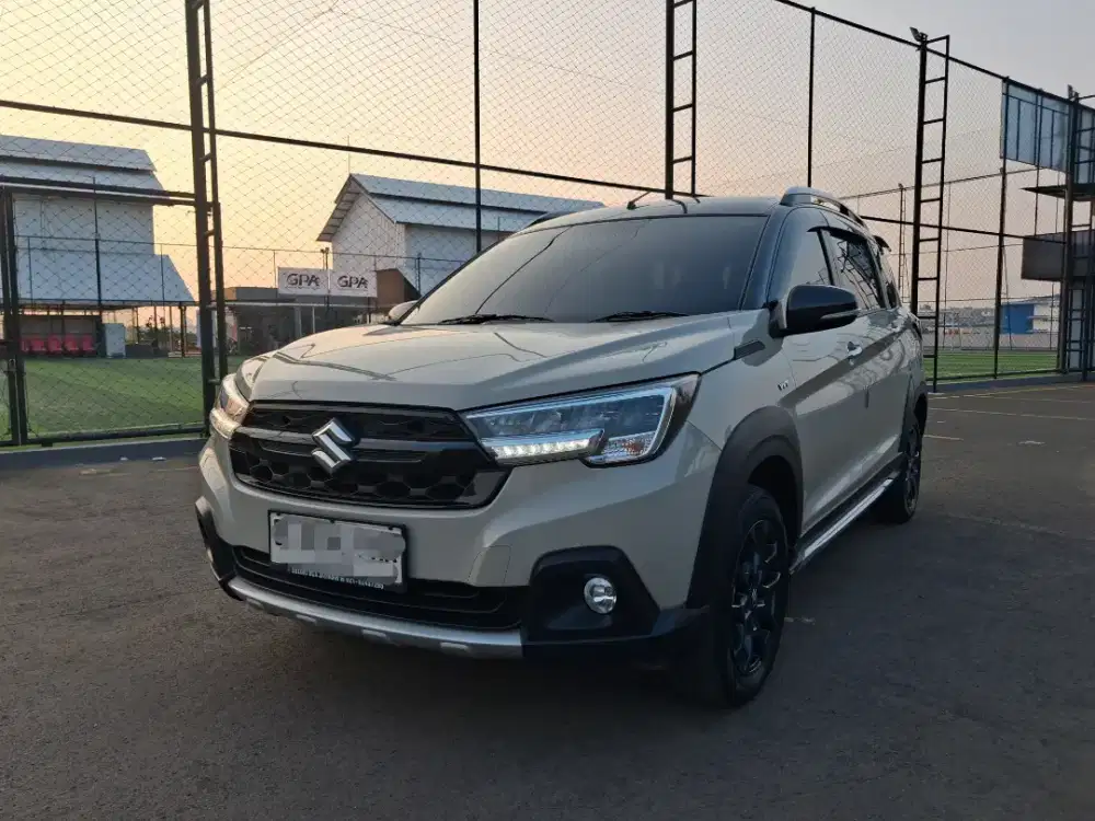 Full Orisinil, Suzuki XL7 Alpha 1.5 ATHybrid 2023 Ivory
