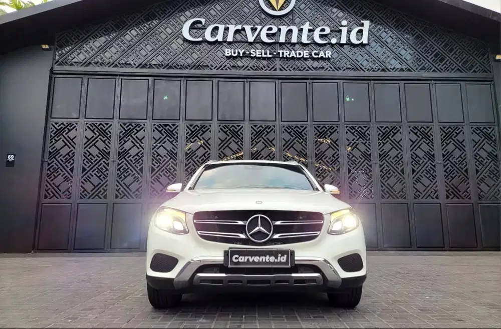 MERCEDES BENZ GLC250 EXCLUSIVE LINE SUPER ANTIK 30RB 2017 SUPERB