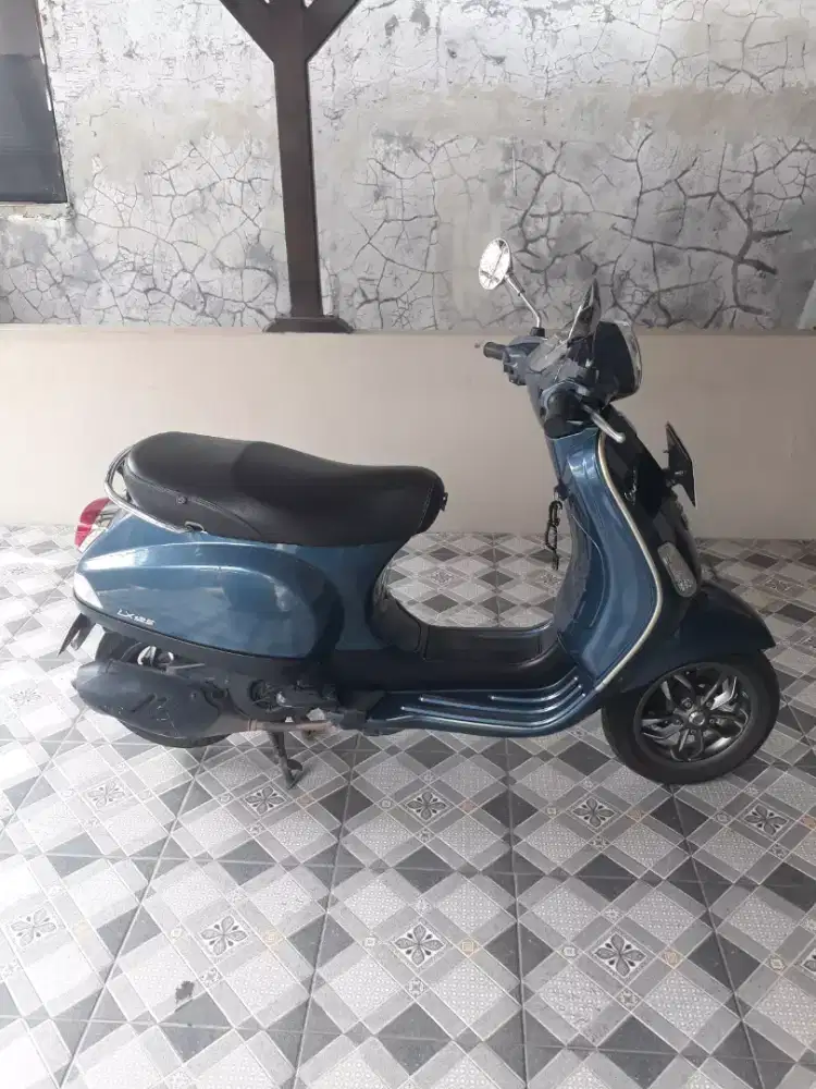 JUAL VESPA PIAGGIO LX 125 I-GET