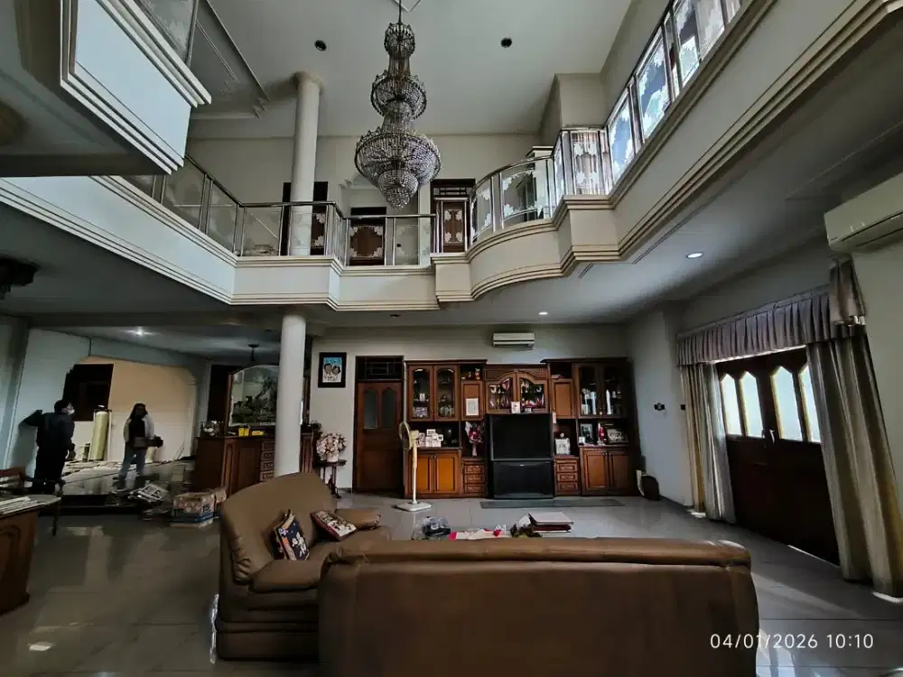 Dijual Rumah Strategis Hook Citra 2 JakBar LT 460 Furnished SHM