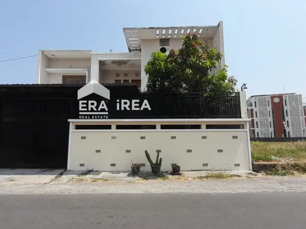 RUMAH 2 LANTAI DIJUAL DI SOLO BARAT DEKAT RS KARIMA UTAMA