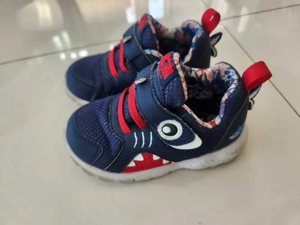 Preloved Sepatu Anak  Merek Dr Kong (ORIGINAL)