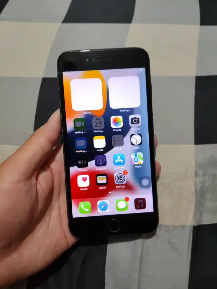 iPhone 7 Plus 128Gb Inter All Operator Jet Black (Ada minus)