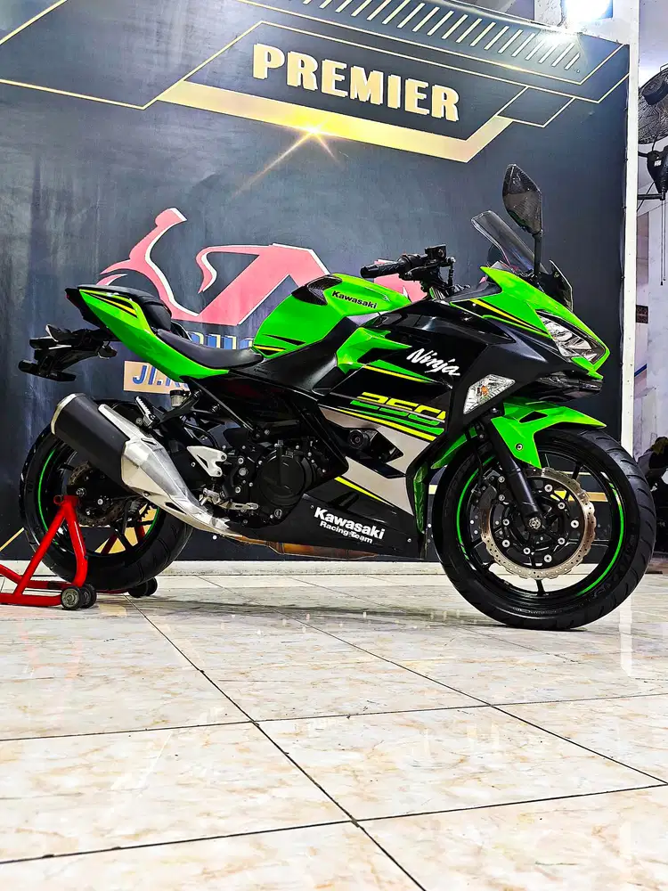 All-new Ninja 250 Hijau KRT favorit dp.5jt saja.Anugerah motor rungkut