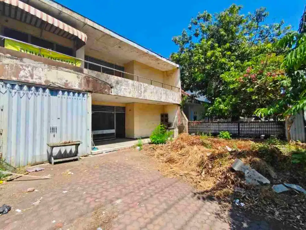 Rumah Pucang Anom Timur 0jalan  Raya , Lokasi Strategis & Ramai.