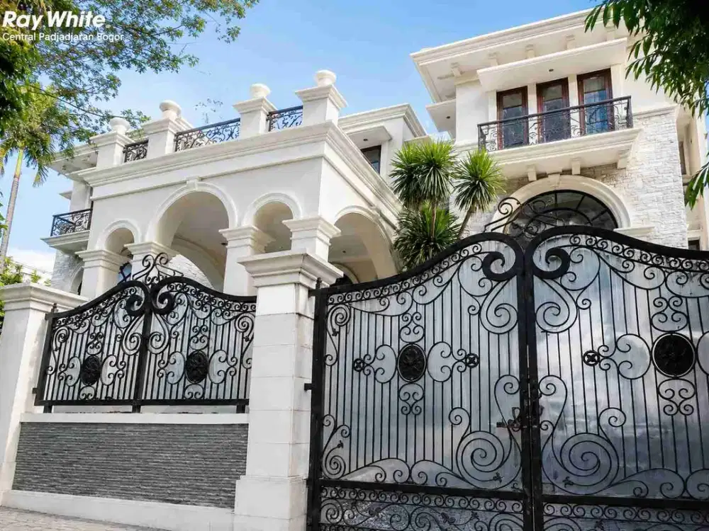 Rumah Mewah Patra Kuningan Jakarta Selatan Siap Huni SHM