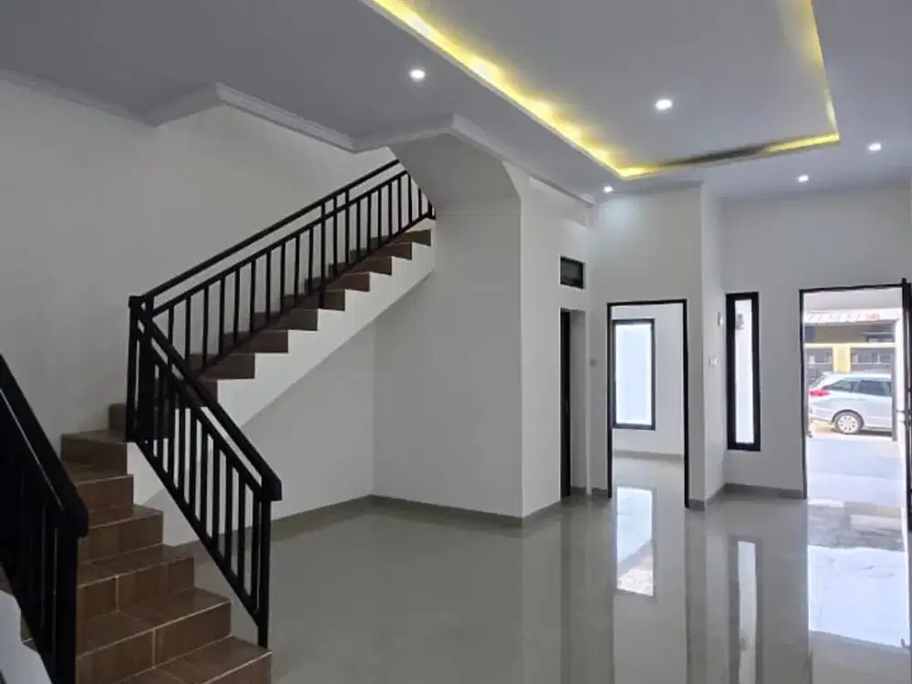 Di jual murah rumah baru 3 lantai di meruya jakarta barat