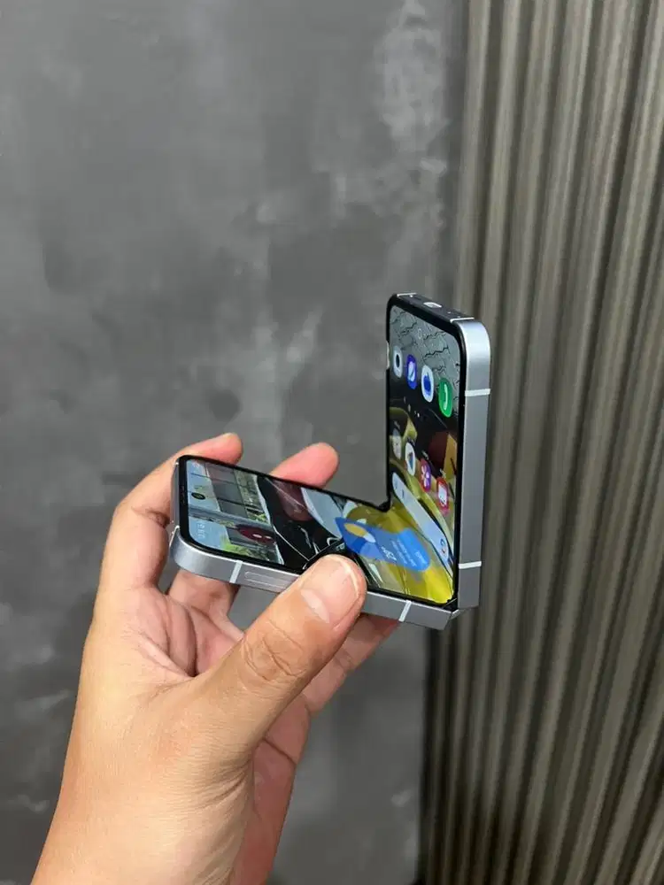 Samsung Z Flip 6 12/256gb Sein Fullset
