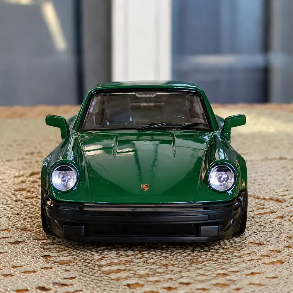 Diecast Porsche 911 turbo