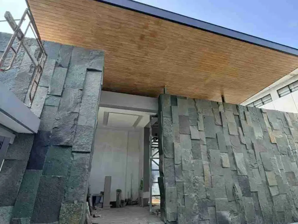 Dijual Rumah Baru Gress 2 lantai di Dharmahusada Surabaya