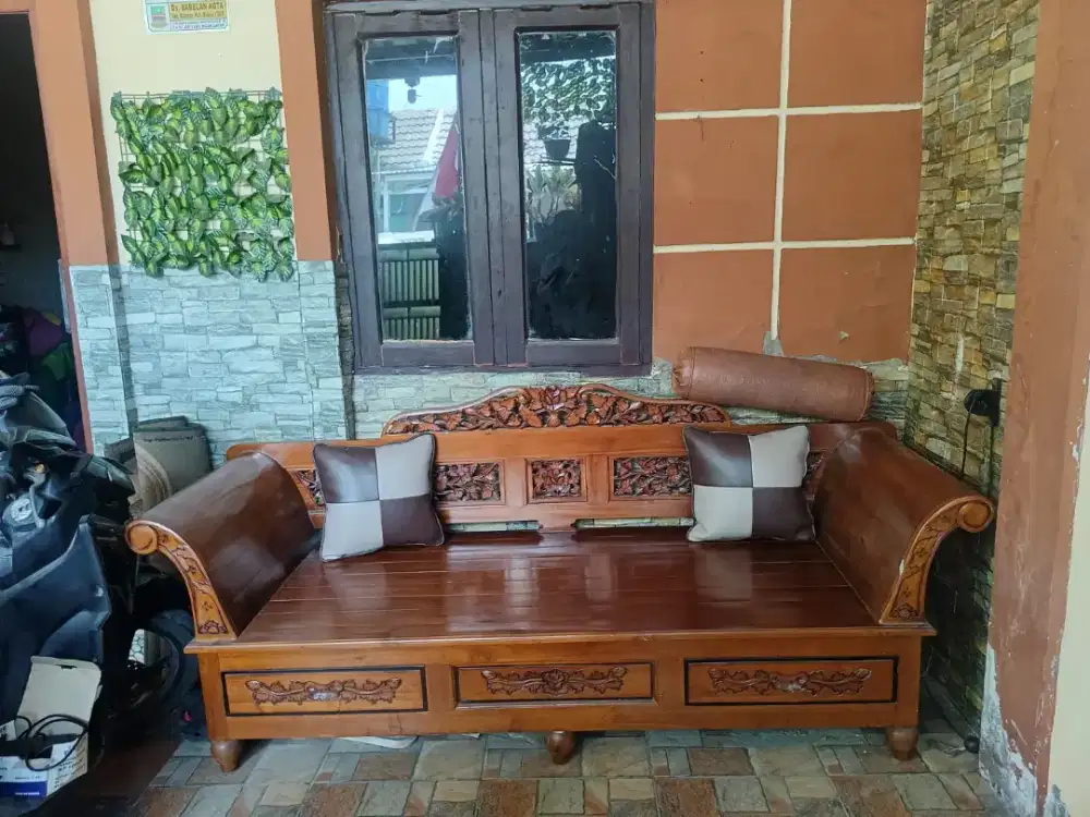 Bangku bale Jati