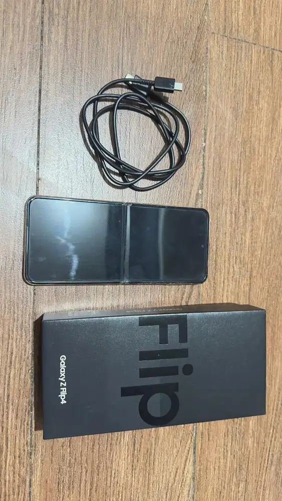 Samsung Galaxy Z Flip4 Ram 8/256GB pink gold