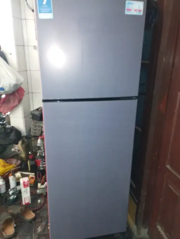 Kulkas AQUA 2 pintu
