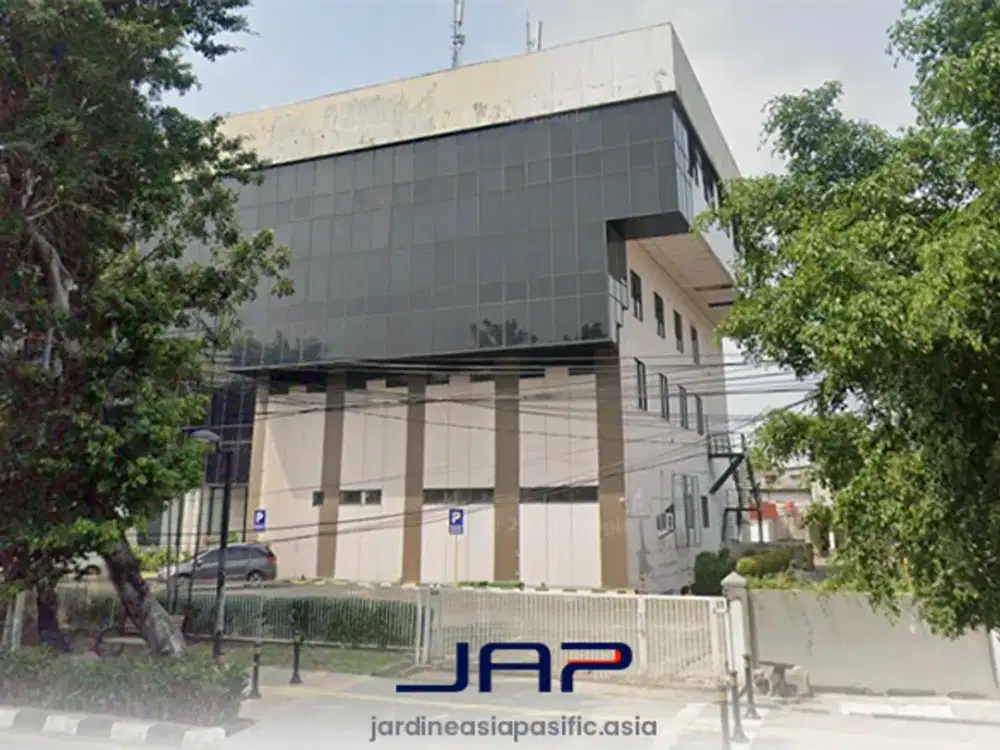 Kantor di Gedung Pemuda Luas 402.5 sqm Bare Area Jakarta Timur