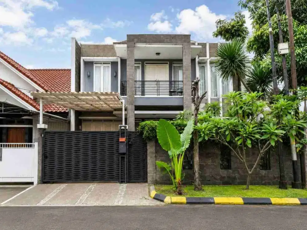 Rumah mewah 2 lantai batununggal indah bandung kota