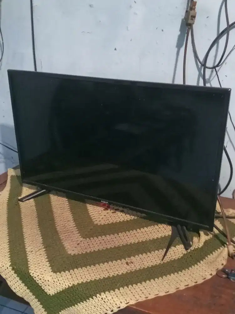 JUAL TV AQUA 32 INCH BEKAS