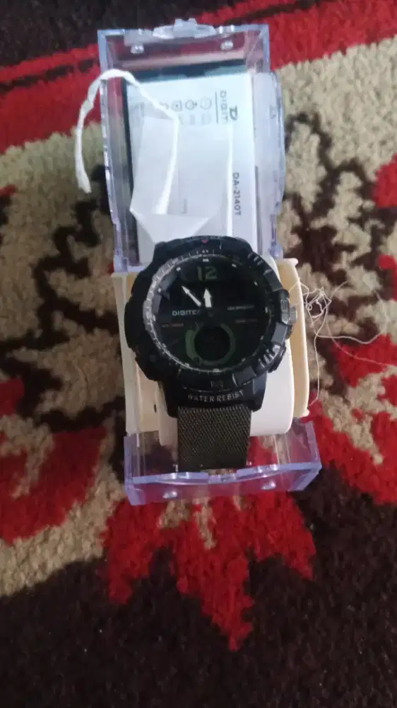 Jam tangan digitec  masih bagus jarang di pake