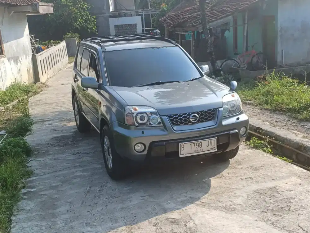 Nissan X-Ttrail T30 AT 2005 istimewa