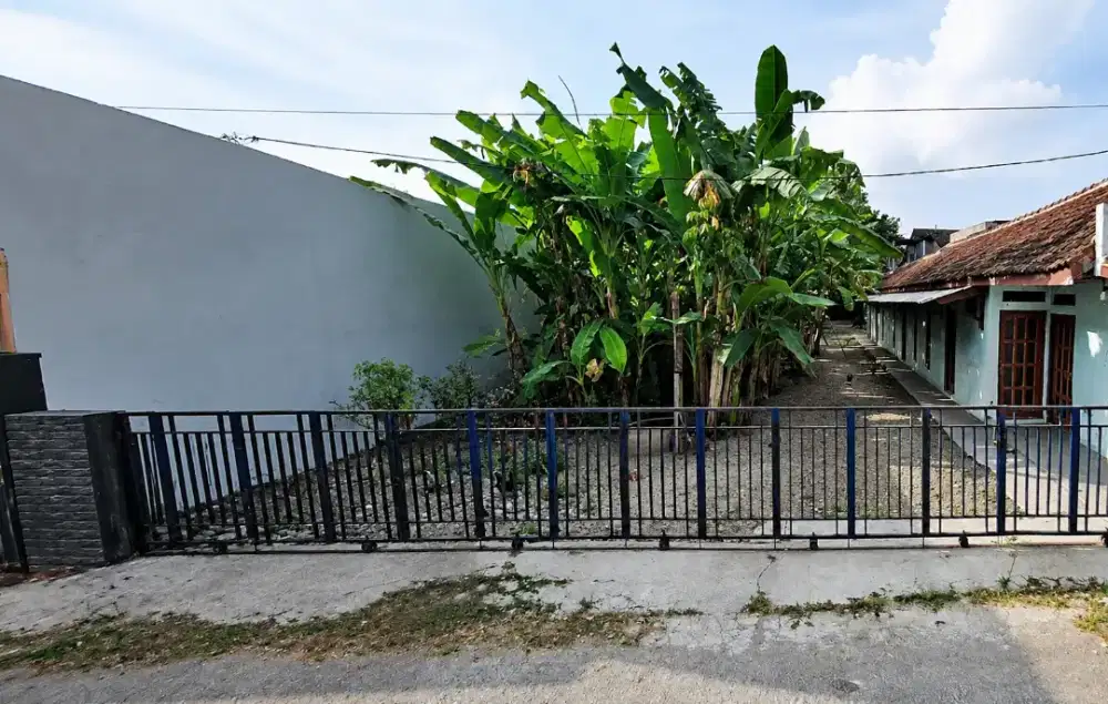 TANAH PEKARANGAN  STRATEGIS DEKAT KAMPUS UMY - PINGGIR JALAN