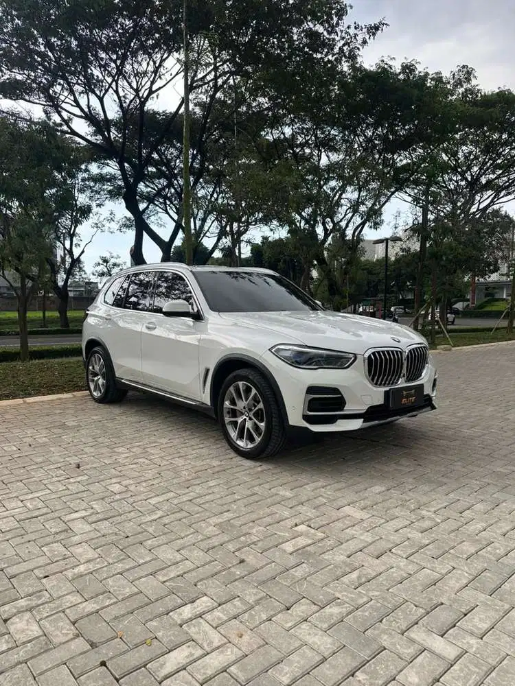 7 SEATER BMW X5 xDrive xLine 4.0i 2022 LOW KM!